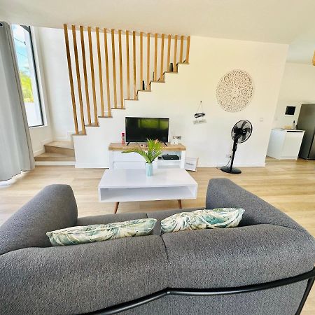Into The Sea - Modern Home Close To The Beach アルビオン エクステリア 写真