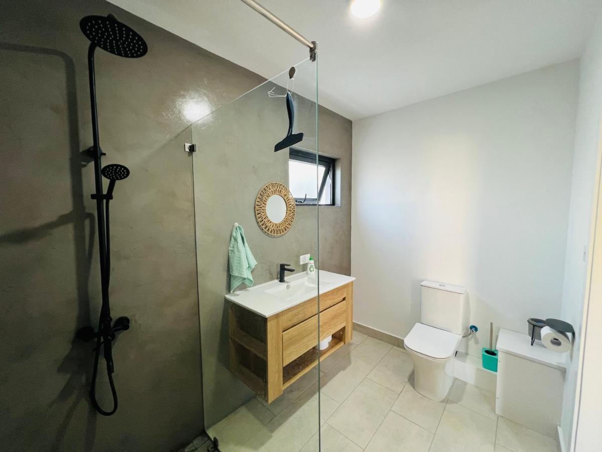 Into The Sea - Modern Home Close To The Beach アルビオン エクステリア 写真